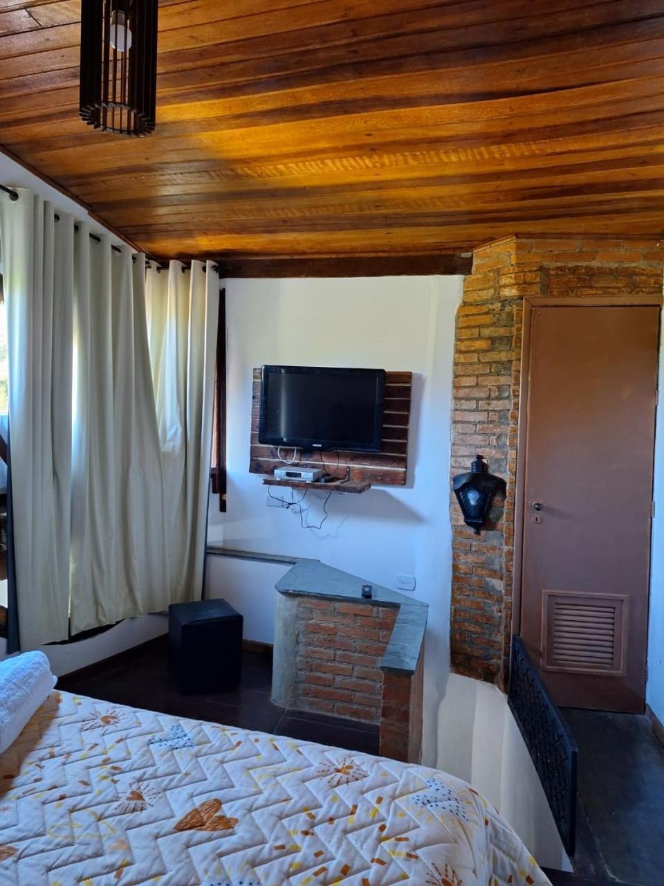 Chacara Ladeira De Pedra Villa Salesópolis Kültér fotó